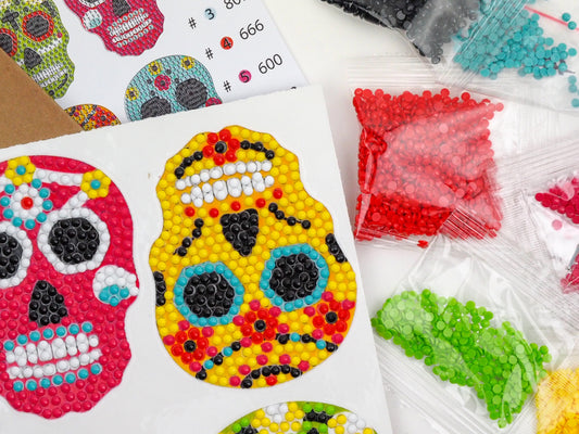 Diamond Painting Sticker - Farverige kranier