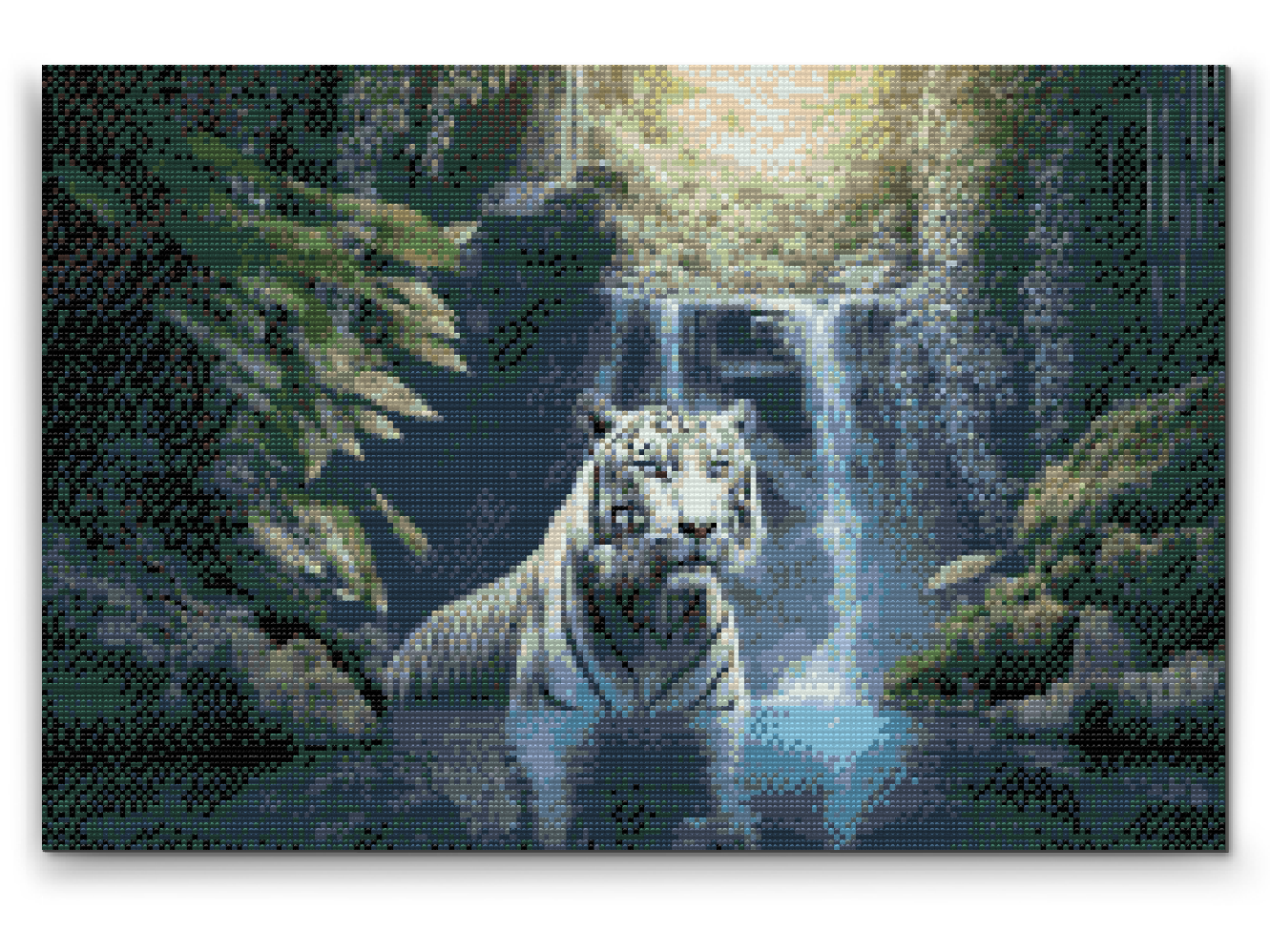 Diamond Paint - Hvid tiger ved et vandfald