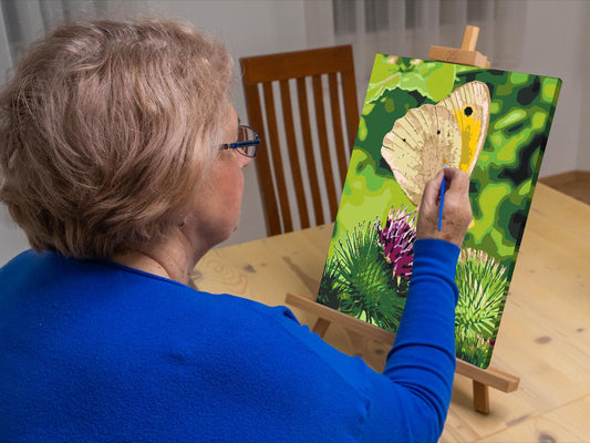Paint by number - Sommerfugl, der sidder på en blomst
