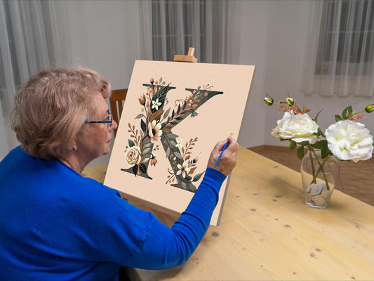 Paint by number - Bogstav K - Blomstermønster